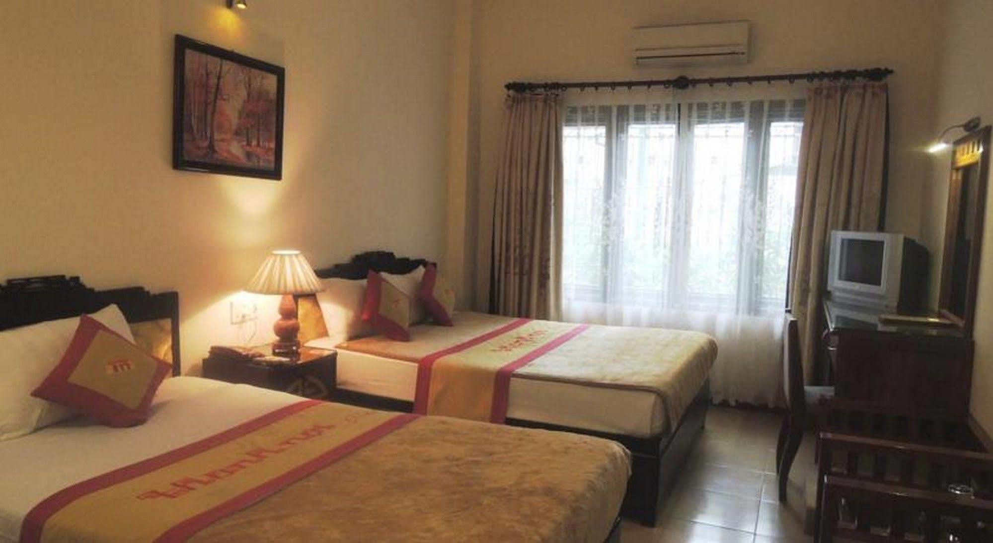 Thanh Noi Hotel Хюе Екстер'єр фото