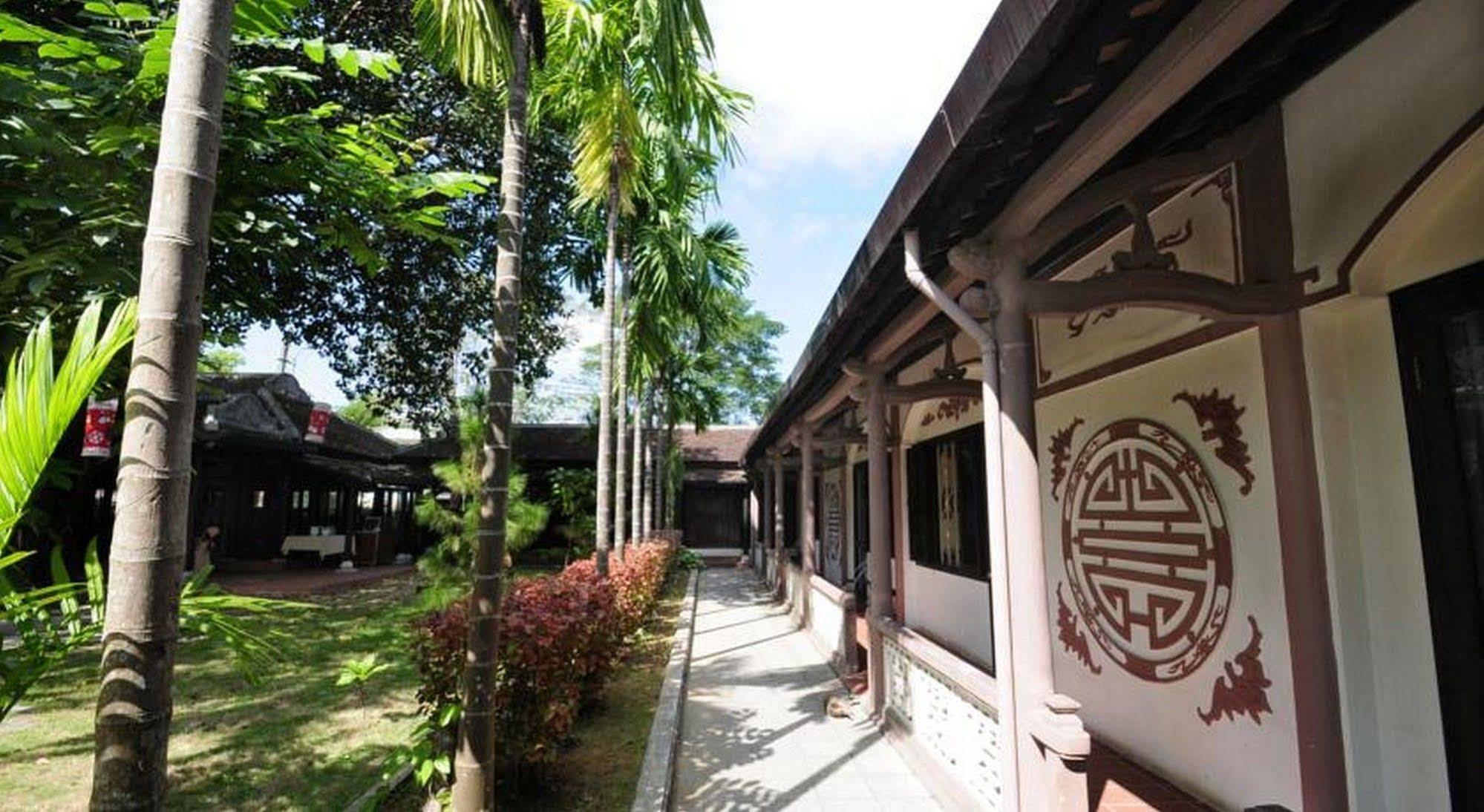 Thanh Noi Hotel Хюе Екстер'єр фото