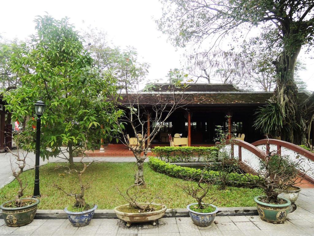 Thanh Noi Hotel Хюе Екстер'єр фото