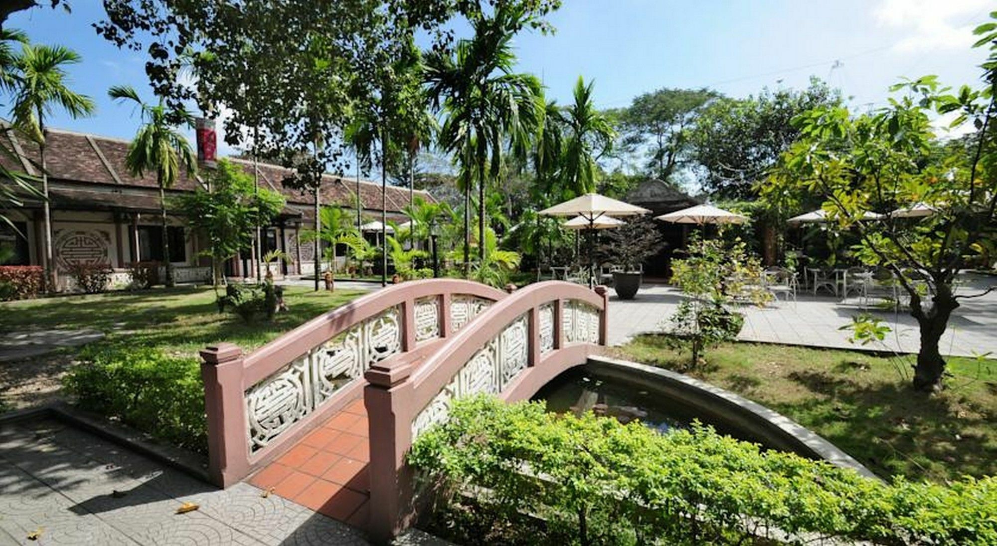 Thanh Noi Hotel Хюе Екстер'єр фото
